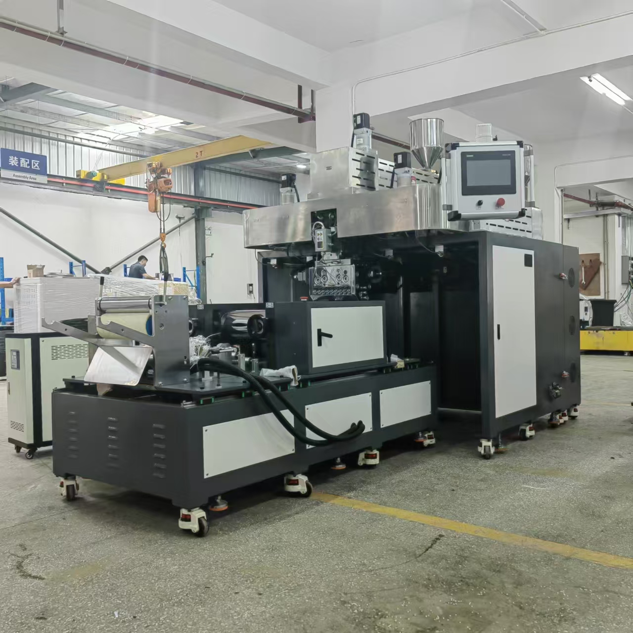 試驗(yàn)用三層共擠流延機(jī)可以用在哪些行業(yè)