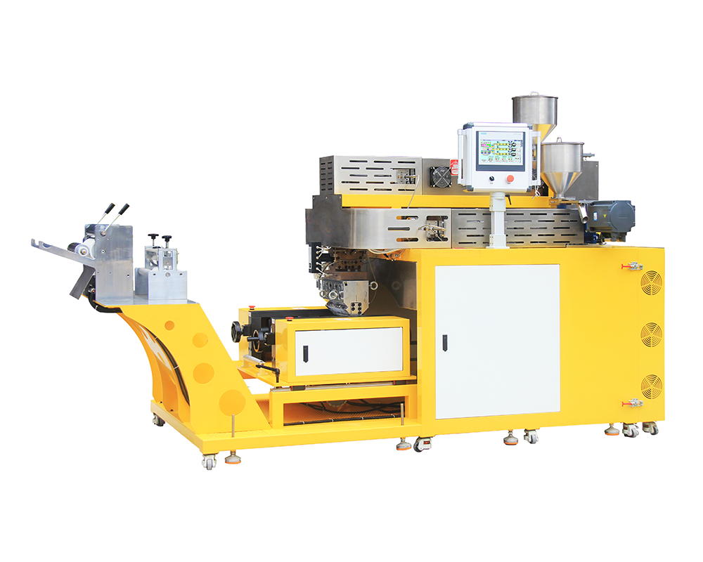 XH-432-3多層共擠流延機(jī)