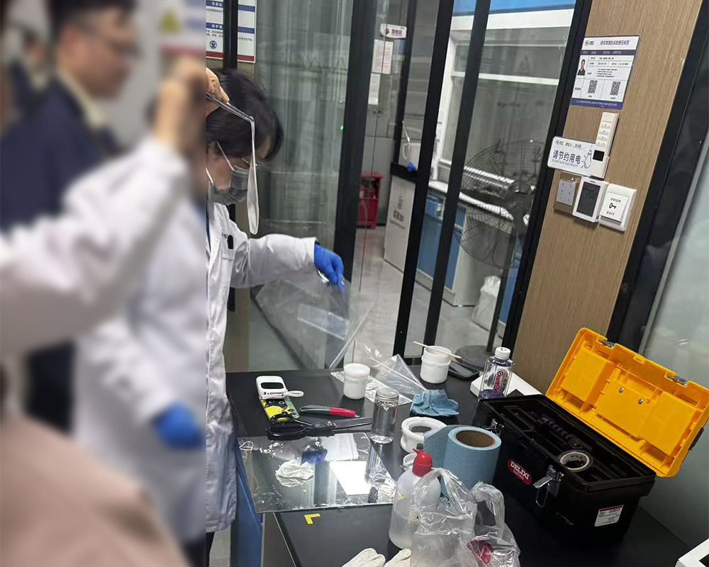 北京優(yōu)美特-液態(tài)硅膠 (2).jpg